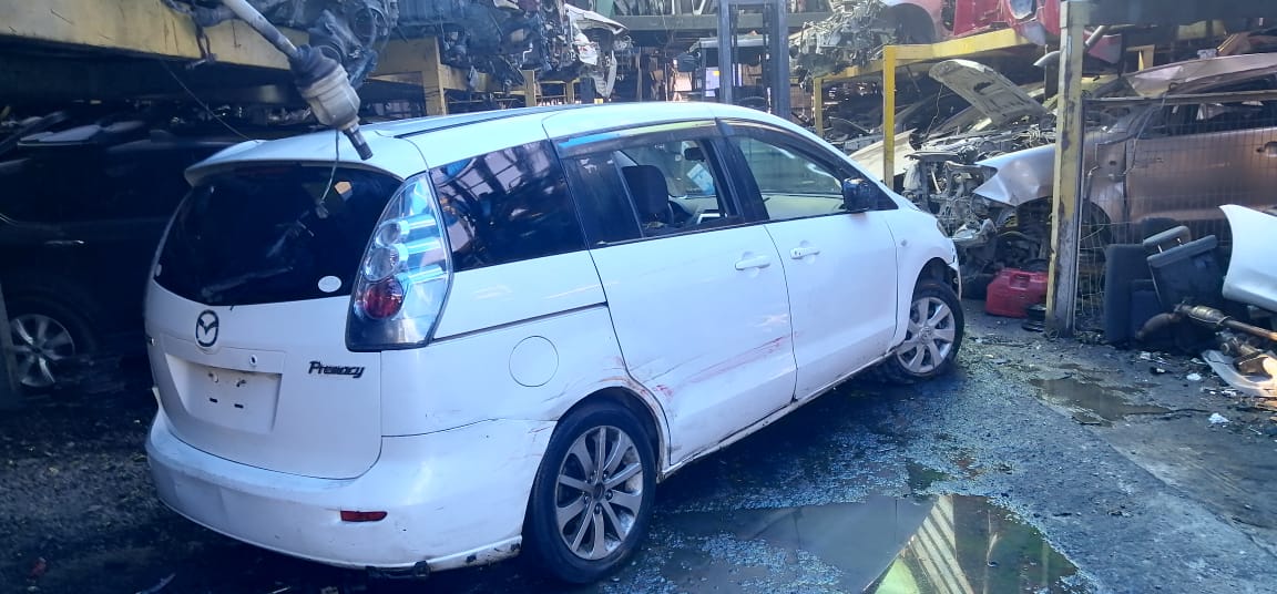  Mazda 5 2006    EN DESARME